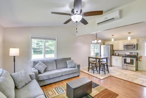 Shorewood-Tower Hills-Harbert Apartment | 2 Mi to Warren Dunes: Sawyer Apartment w/Deck!