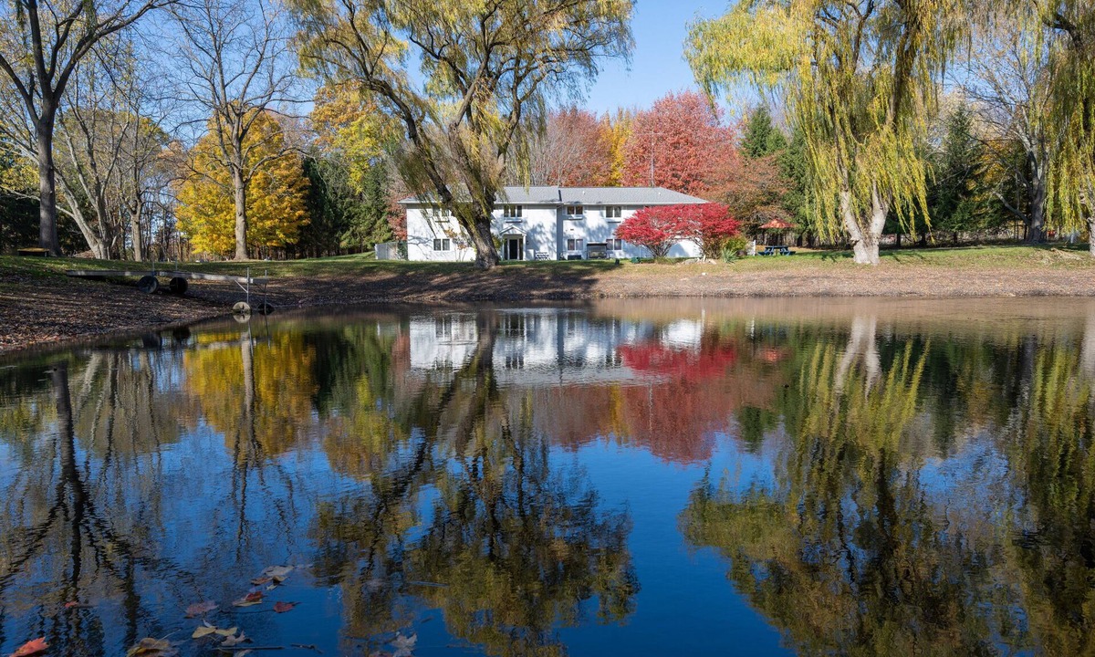 South Haven House | 5-Acre Family Retreat btwn South Haven and Saugatuck