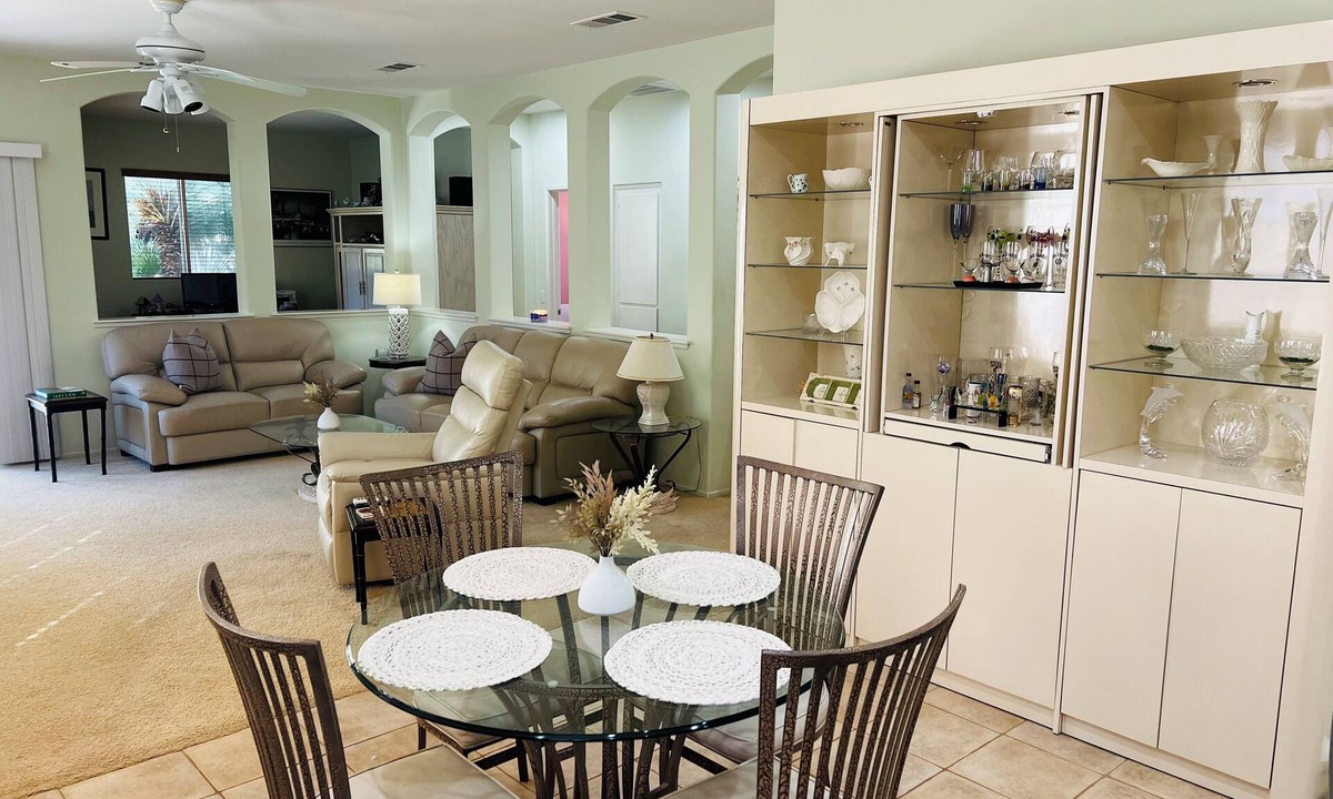 Menifee House | 55+ Gated Comm - Peaceful 2 bedroom house in Menifee - 90 Min. Night Required