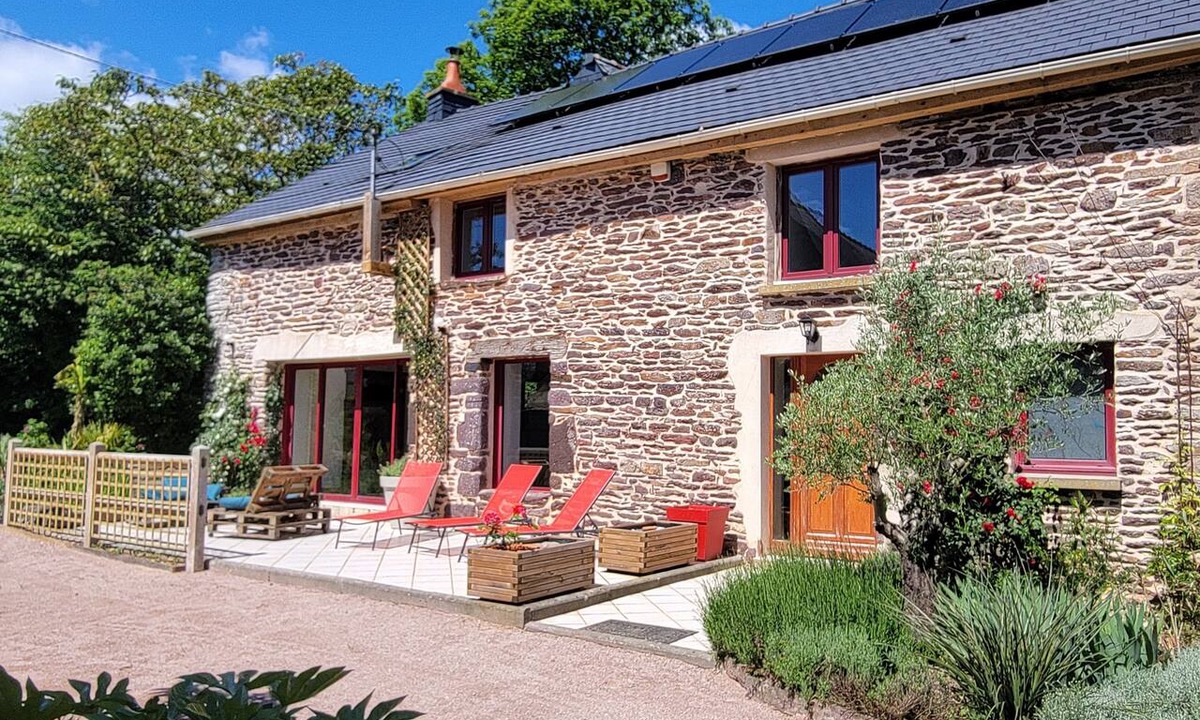 Iffendic House | A charming vacation rental on the outskirts of Brocéliande.