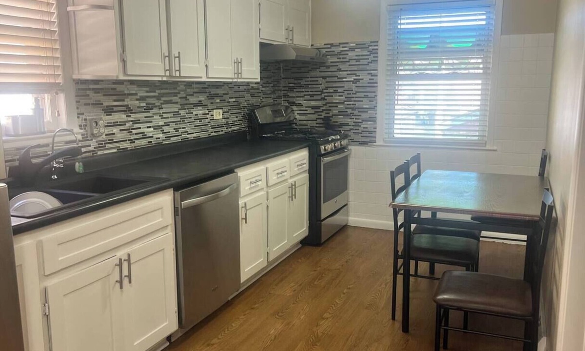 Union Ridge House | Beautiful and cozy house near Ohare and Blue Line