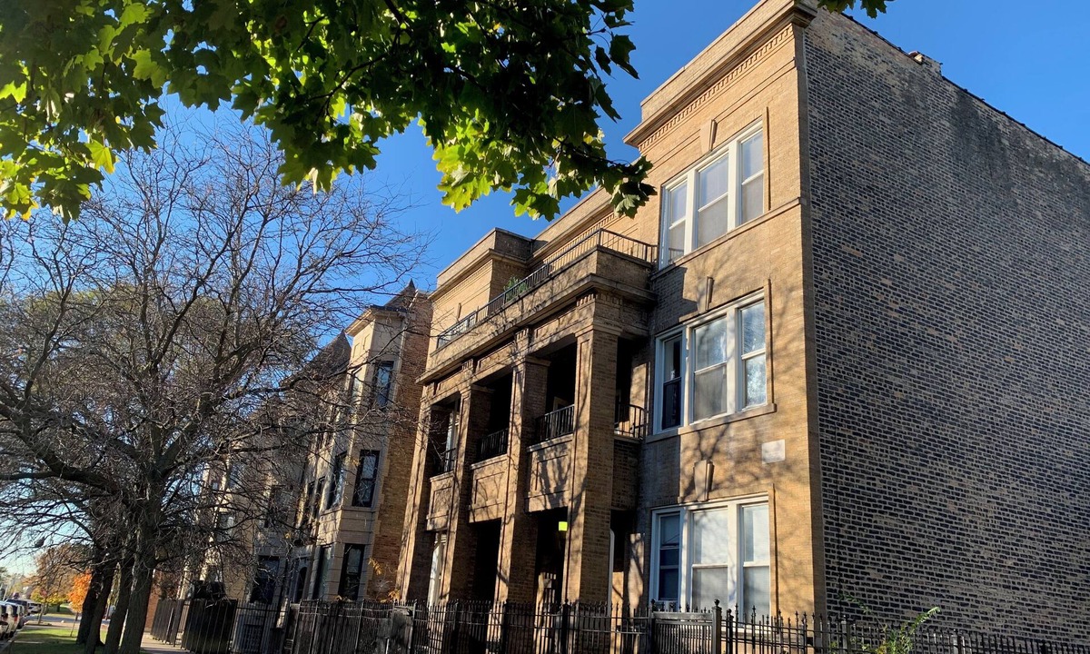 Washington Park Apartment | Beautiful Apartment with a Private Balcony near the University