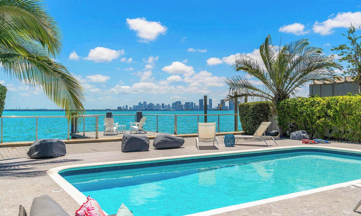 North Bay Village Villa | Best Bayfront View Villa with Heated Pool