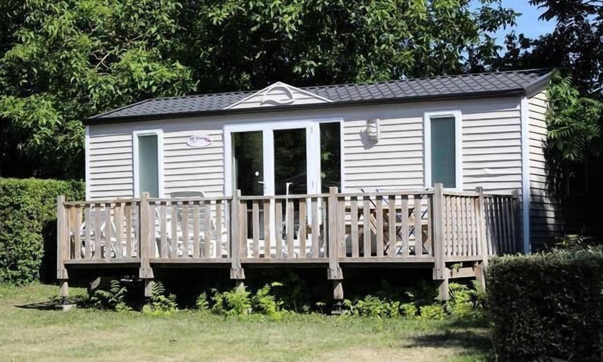 Ingrandes House | Camping Le Petit Trianon **** - Mobile Home 4 Rooms 6 People Premium