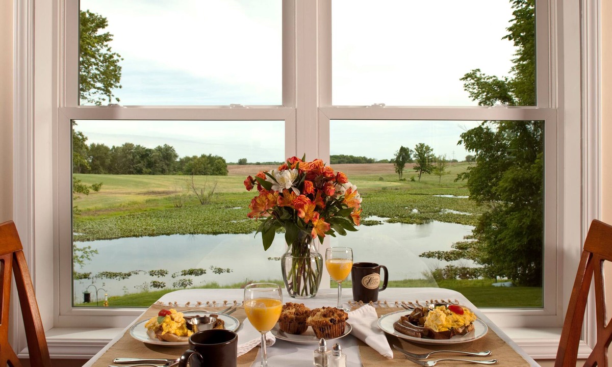 Allegan Bed & Breakfast | Castle in the Country