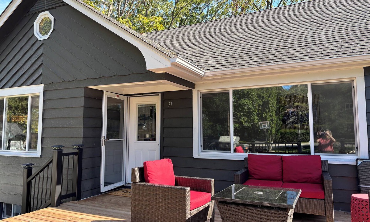 Williams Bay House | Charming Lake home close to everything! 1/2 mile to lake!