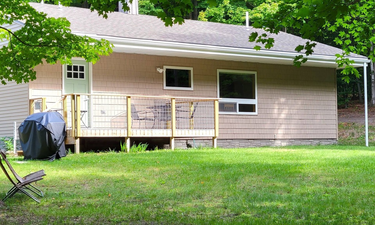 Honor House | Country house near Sleeping Bear Dunes National Lakeshore