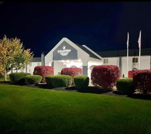 Battle Creek Hotel | Country Inn & Suites by Radisson, Battle Creek, MI