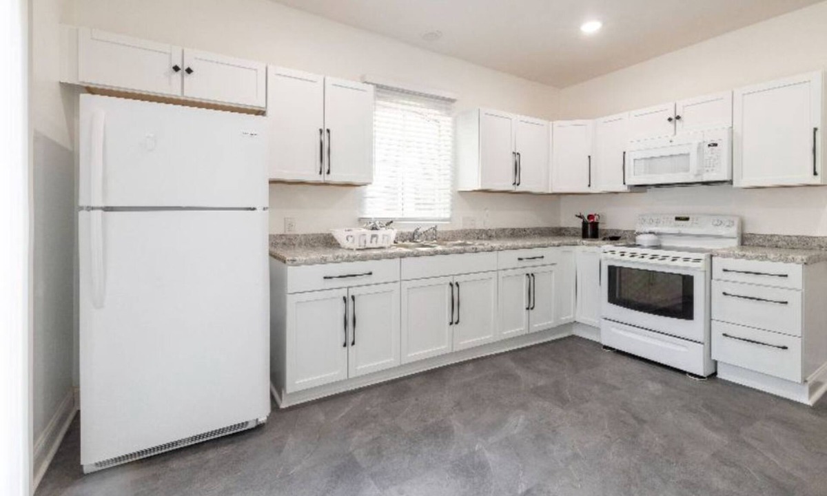 Easttown House | Cozy, Clean and Centrally Located
