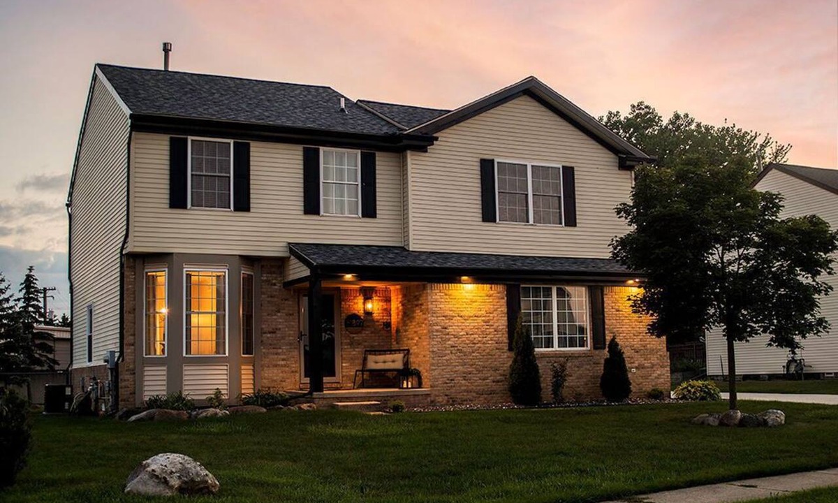 New Baltimore House | Easy Stay in Anchor Bay - Gym | Theater | Sleeps12