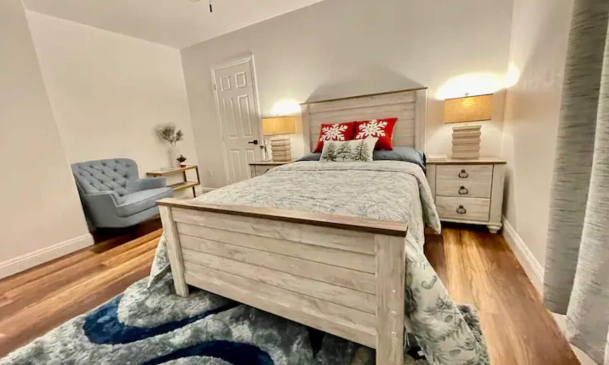 Mira Loma House | Family Oasis: Ideal Vacation Home near Airport, Outlets & Entertainment Galore!
