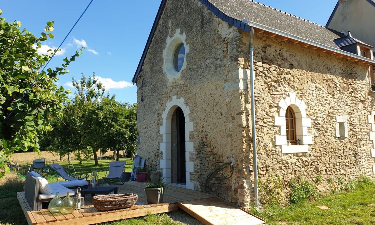 Bazouges-sur-le-Loir Bed & Breakfast | Guesthouse near La Flèche, pets allowed