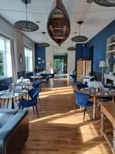 Les Ponts-de-Ce Hotel | Hotel Restaurant Le Bosquet