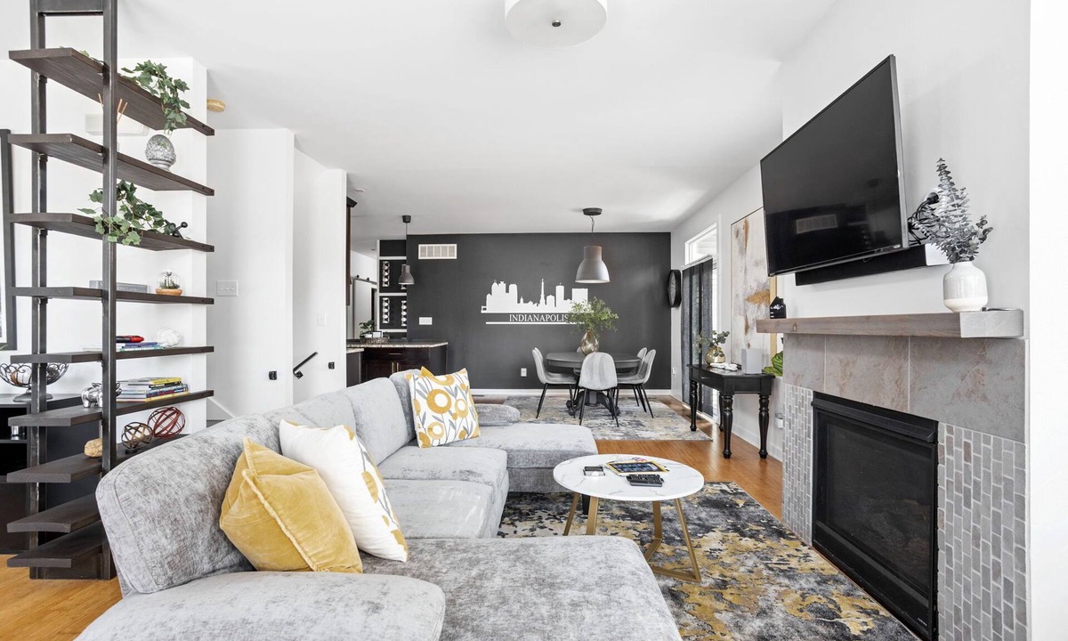 Fall Creek Place House | Indy Experience House/Movie Theater, Patio, Office, Private Parking