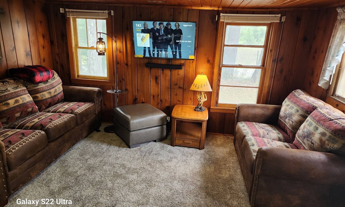 Vanderbilt Cabin | Knotty Pine Cabin: 2 bdrm, gas Fireplace, near great mushroom area & Thumb Lake!