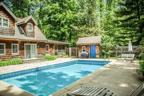 Harbert House | La Colita