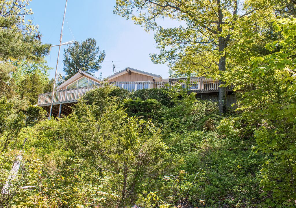 Harbert House | Lakefront house with private beach and amazing view