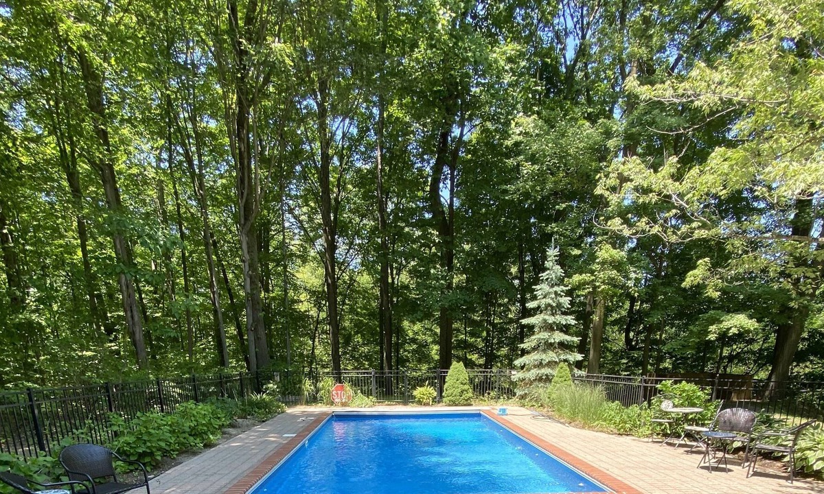 Three Oaks House | Large pool, hot tub, 5 BR, fire pit, playground; 8 min to Three Oaks & Beach