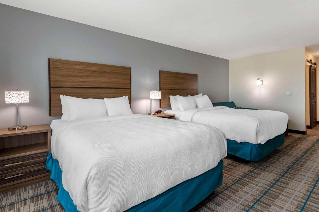 Franklin Hotel | MainStay Suites Milwaukee-Franklin