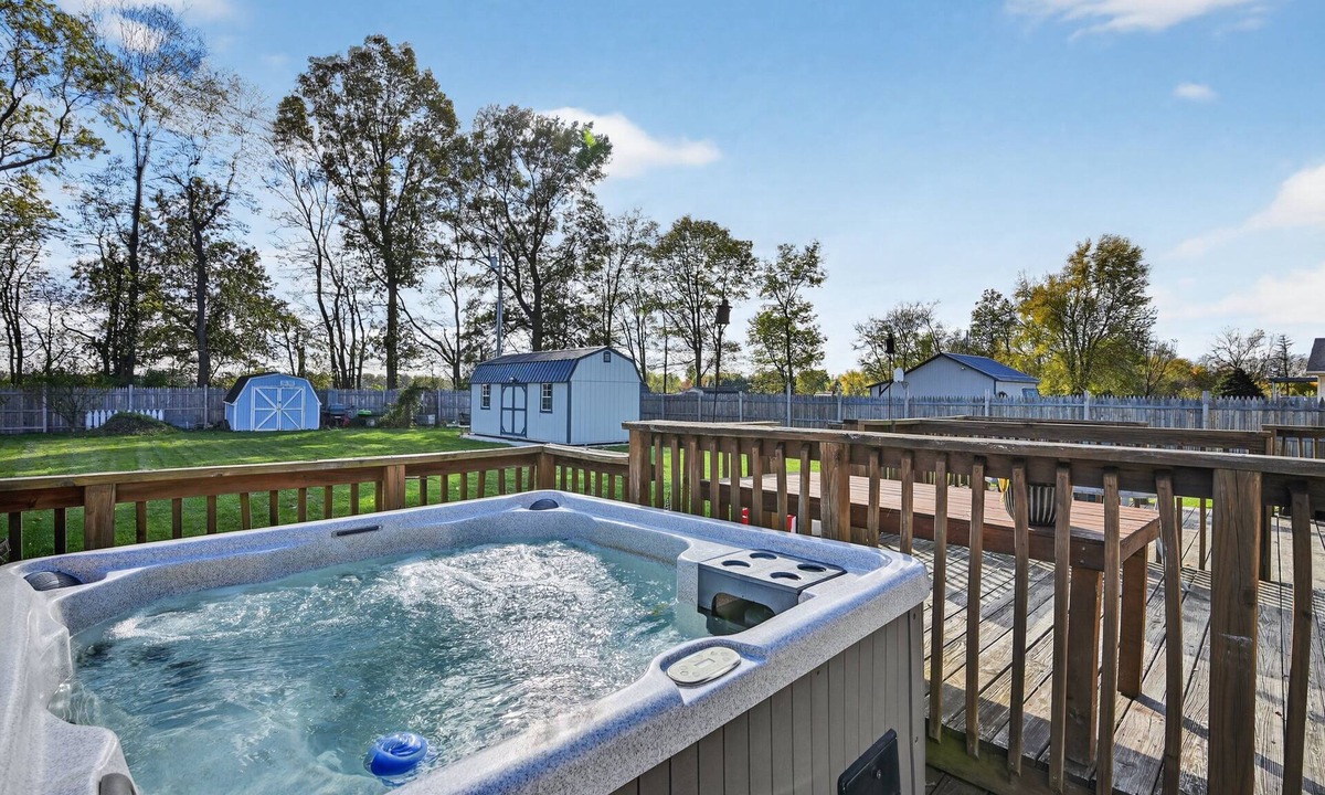 Goshen House | NEW! Cozy Retreat with Hot Tub in Peaceful Goshen