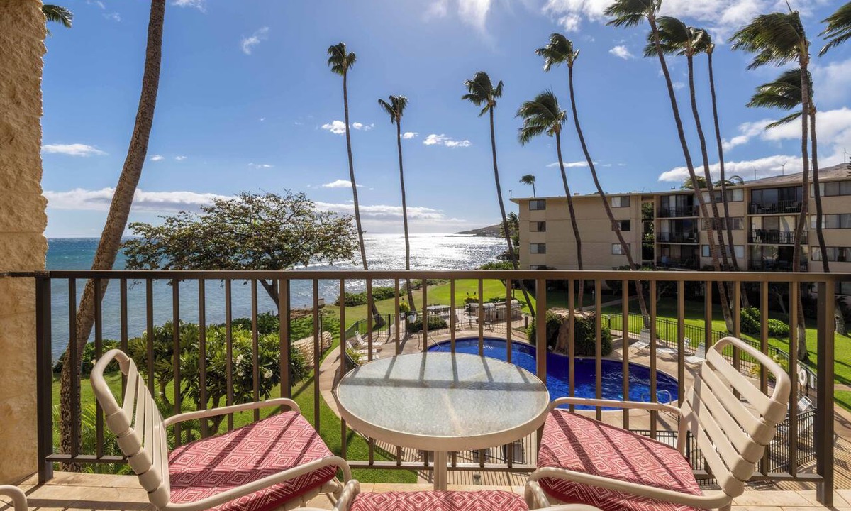 Maalaea Condo | Oceanview Kanai A Nalu 316 Great Views Split AC Pool Great Value