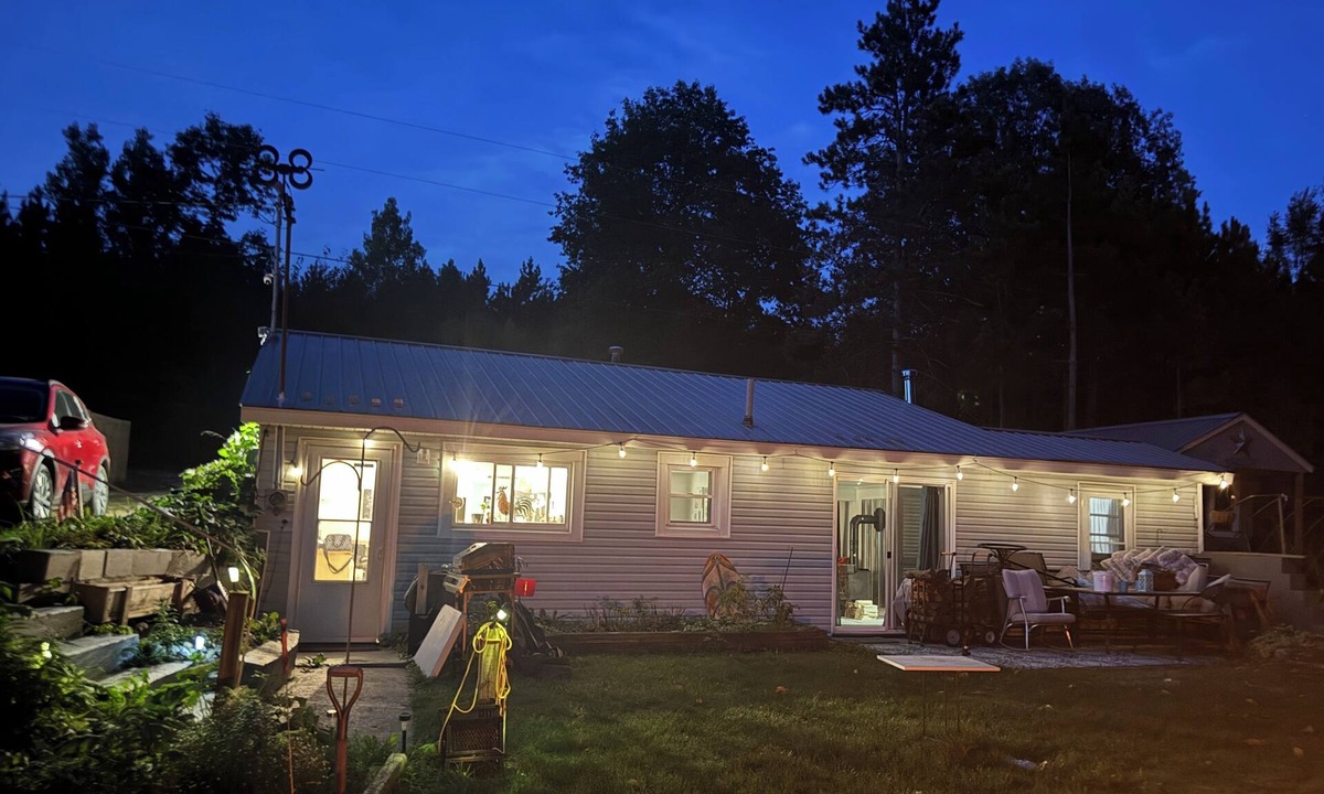 Vestaburg Cottage | On the Lake, Lakefront Cottage, Pet Friendly, Near Ferris and CMU