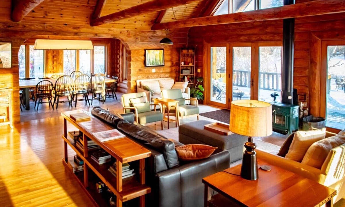 Campbellsport Cabin | Peaceful Lakeview Cabin Stay On Private Pennisula