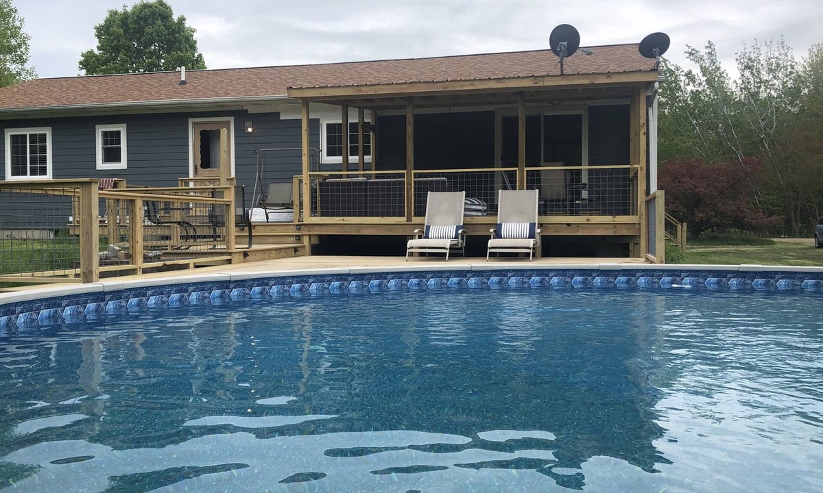 Three Oaks House | Perfect retreat for family and friends, private heated pool!