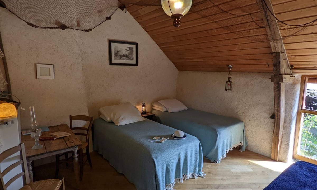 La Chapelle-de-Brain House | Quiet, typical ecological farmhouse for 12 people in the Pays de Redon.