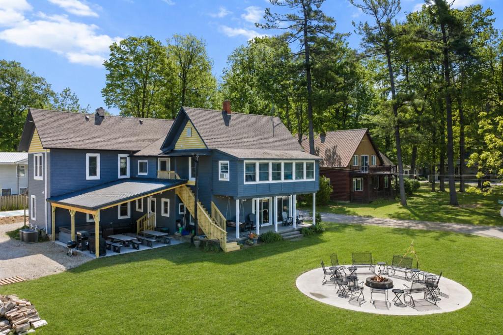 Crystal House | Rare 9BR Luxury Retreat Hot Tub Game Room