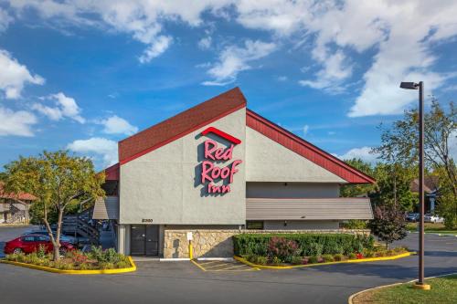 Oak Creek Hotel | Red Roof Inn Milwaukee Airport Oak Creek