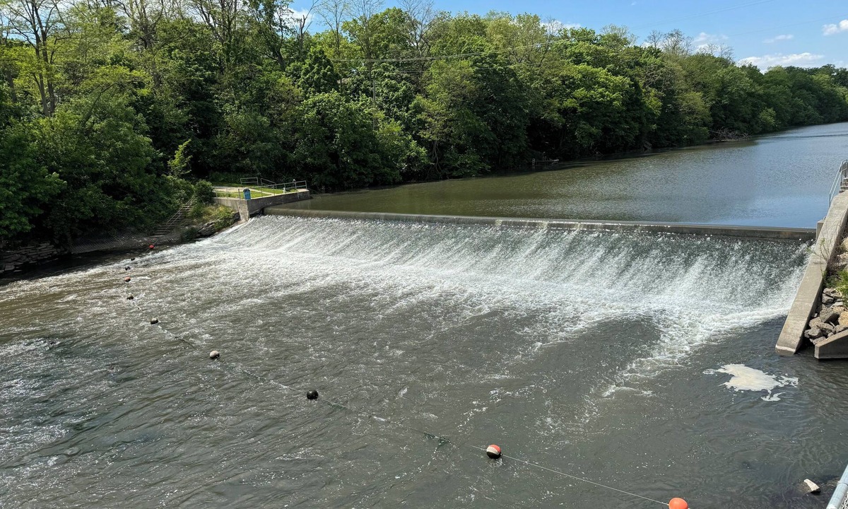 Albany House | Relax on the Sugar River in this beautiful newly renovated building