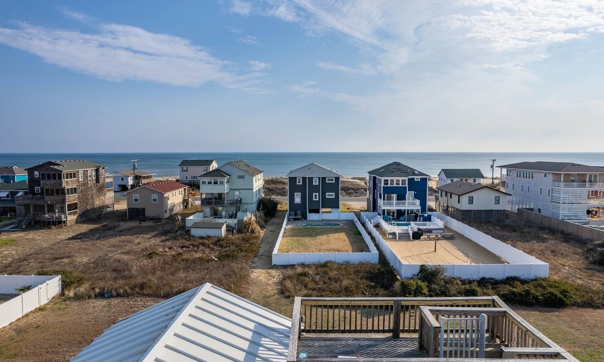 Sea Retreat House | Semi-Oceanfront, Ocean Views! 225ft to Beach! -Pool, Hot Tub,Pool Table,Dogs OK!