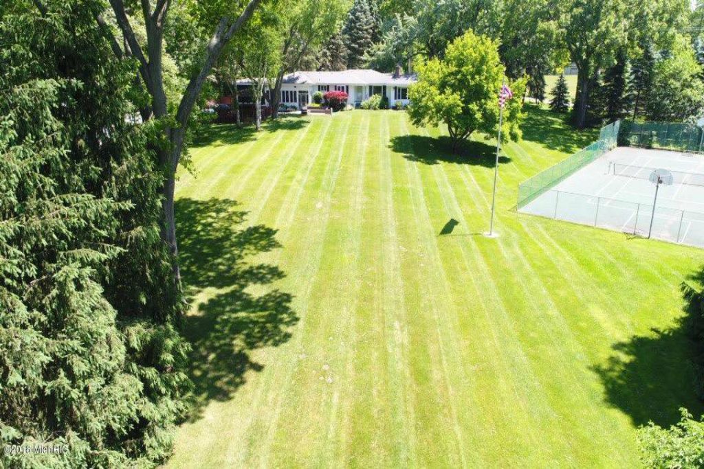 Sister Lakes House | Sister Lakes Southwest Michigan
