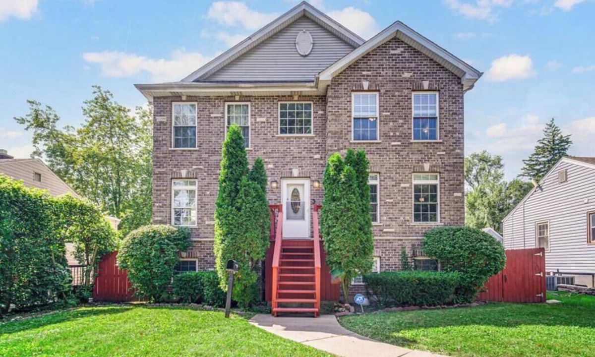 Bensenville House | Spacious and Cozy home near O’hare airport
