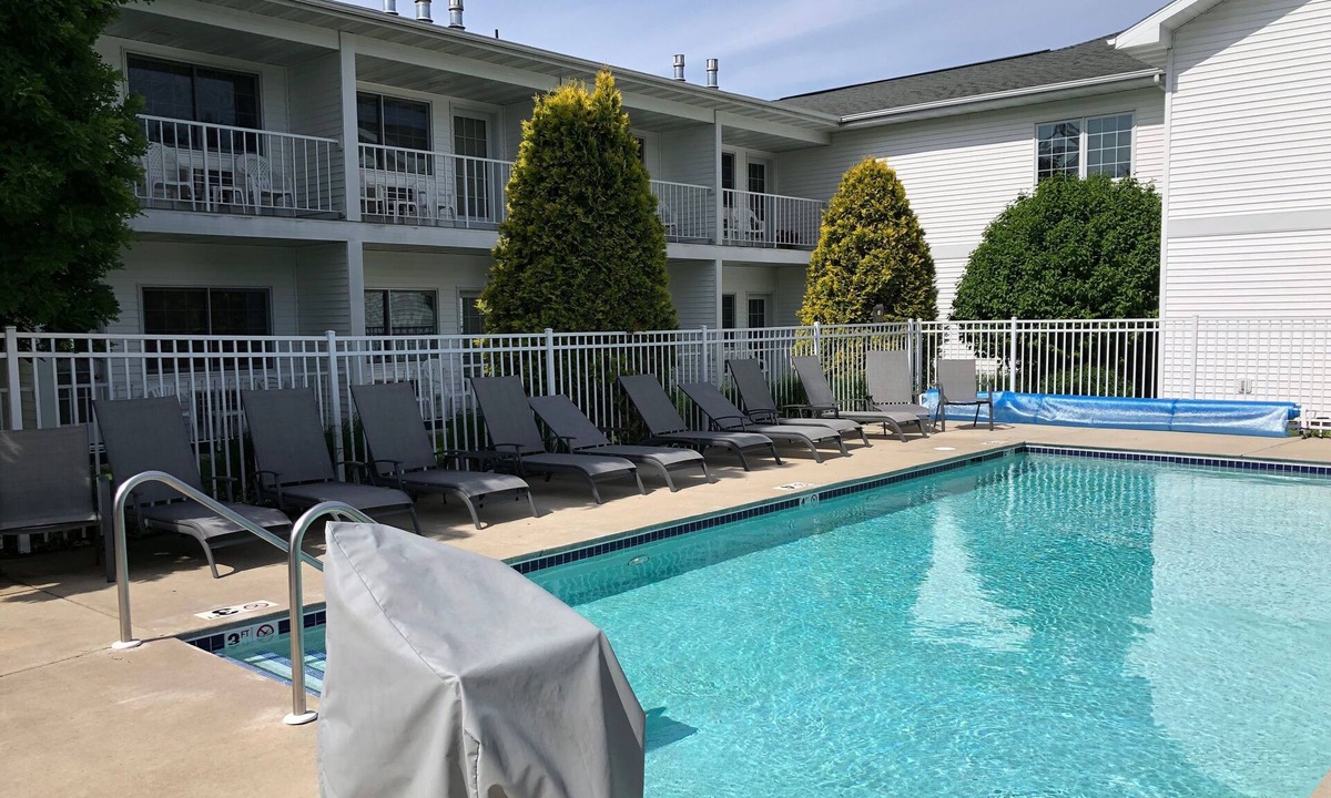 Fish Creek House | Sparkling Clean, Ideal Location includes use of Indoor & Outdoor Pools