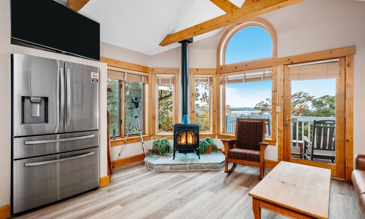 Maple City Condo | Stony Brook 23 | Top Floor, Heated Pool, Lake Michigan View
