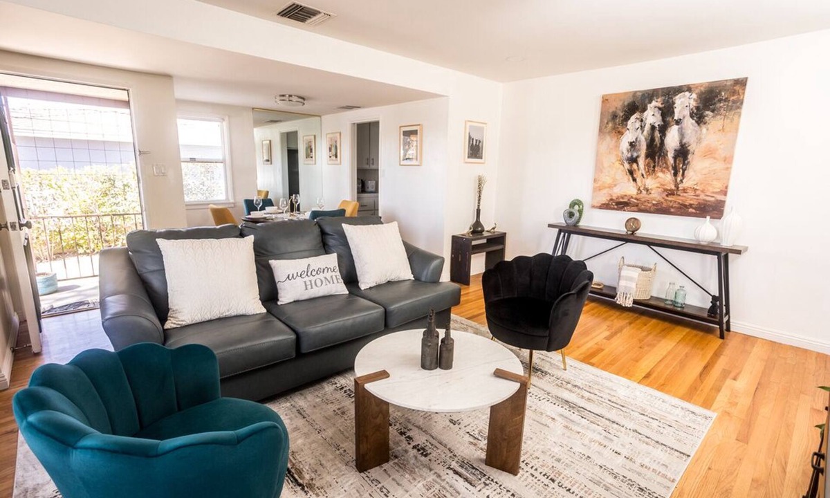 Montebello House | Stylish 3BR Oasis , Private Yard, Near Disneyland & Downtown LA