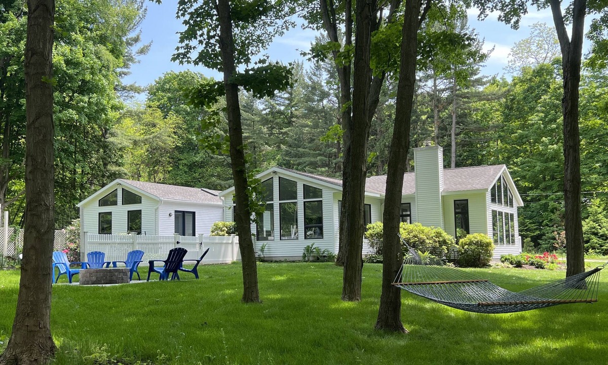 Fennville House | Summer Fun Retreat, Pool, Huge Yard, Gardens, Chickens, Close 2 Beaches & Towns
