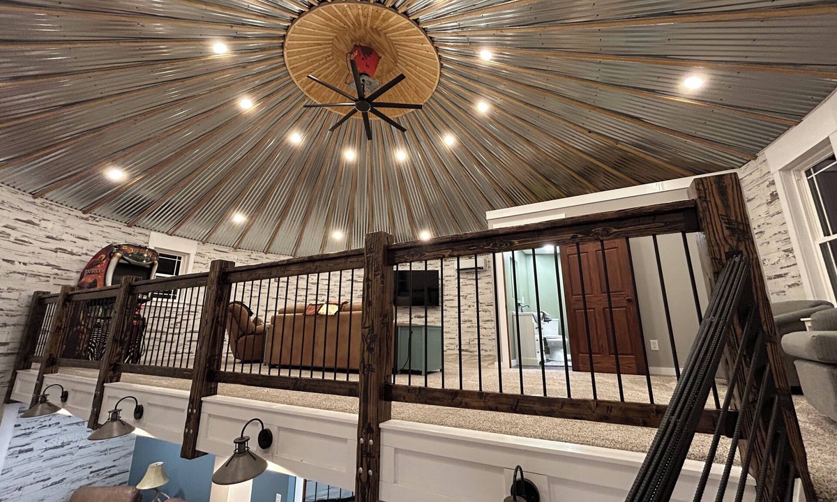 Janesville Cottage | The Ca BIN