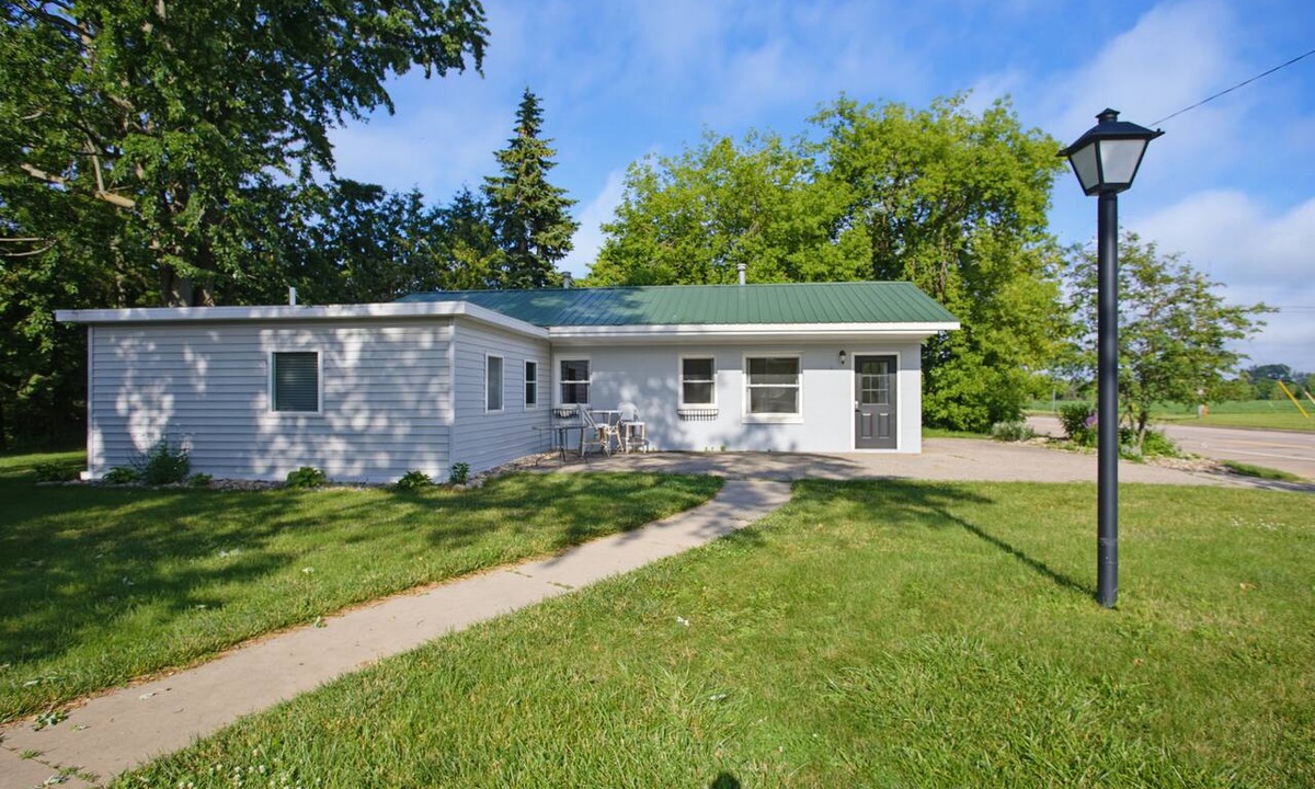 Port Austin Cottage | The Cottage of Port Austin - Pet Friendly