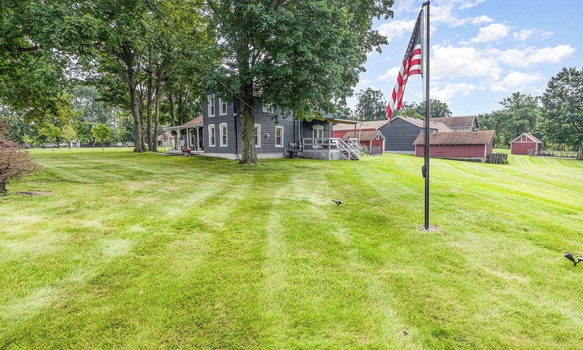 Wheeler House | The Good Farm: Farmhouse + BarnBnB on 44 acres!