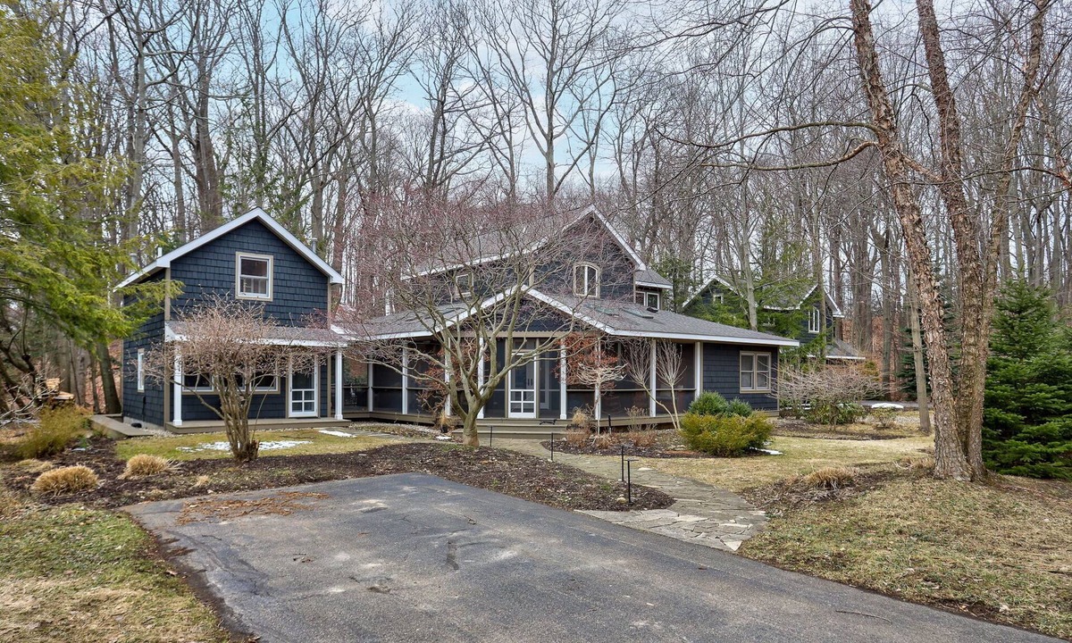 Saugatuck House | The Sanctuary at Deer Dune, Saugatuck, Beautifully stylish, Beautifully relaxing