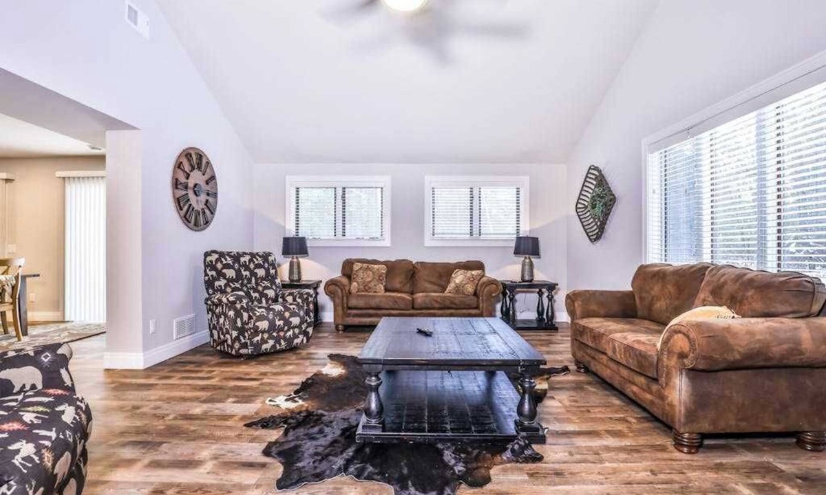 Manitowish Waters House | Updated, tree-lined home on the snowmobile trail with gas fireplace & firepit