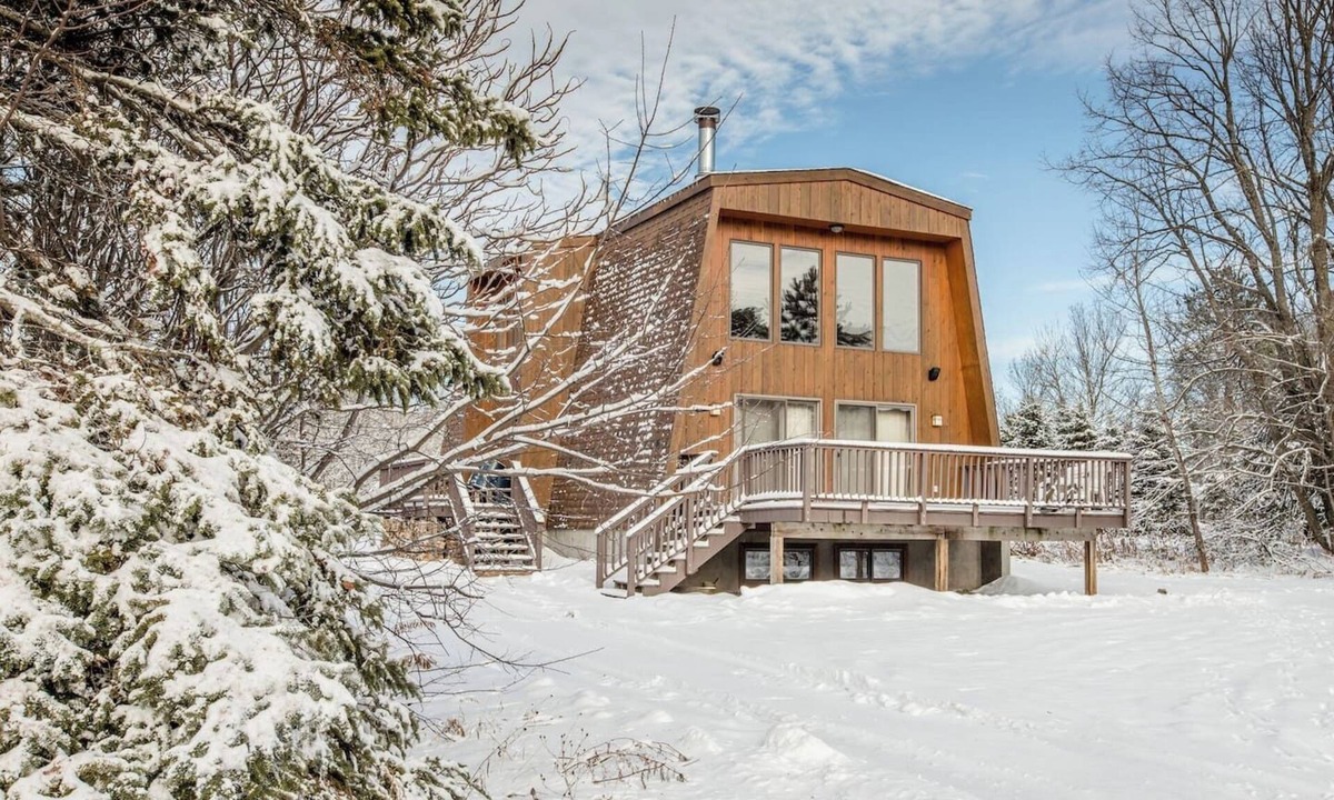 Bessemer Ski Chalet | Vacation Home in Powderhorn Village with Indoor Hot Tub