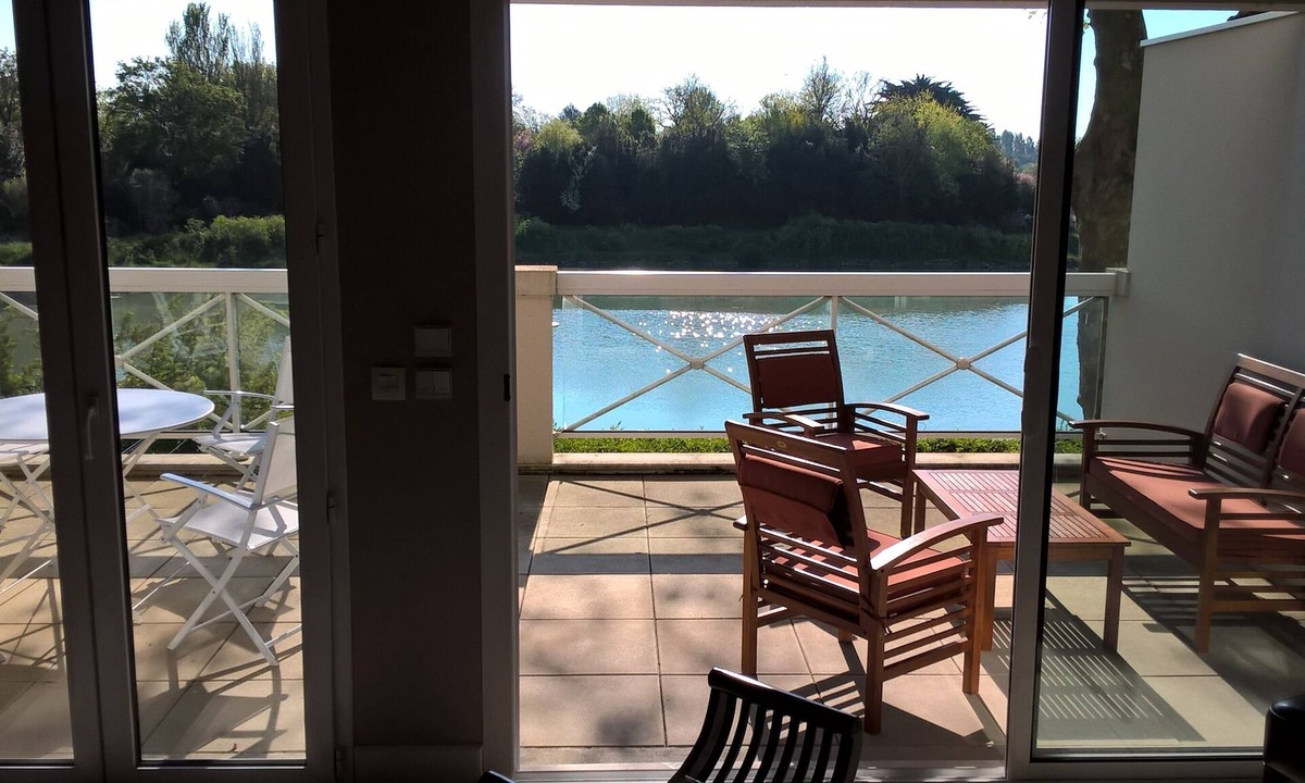 La Rochelle City Centre Apartment | Very nice apartment 76 m², large terrace overlooking the lake, right in the center