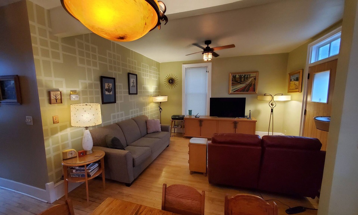 Milwaukee House | Walker's Point House Near Downtown Milwaukee