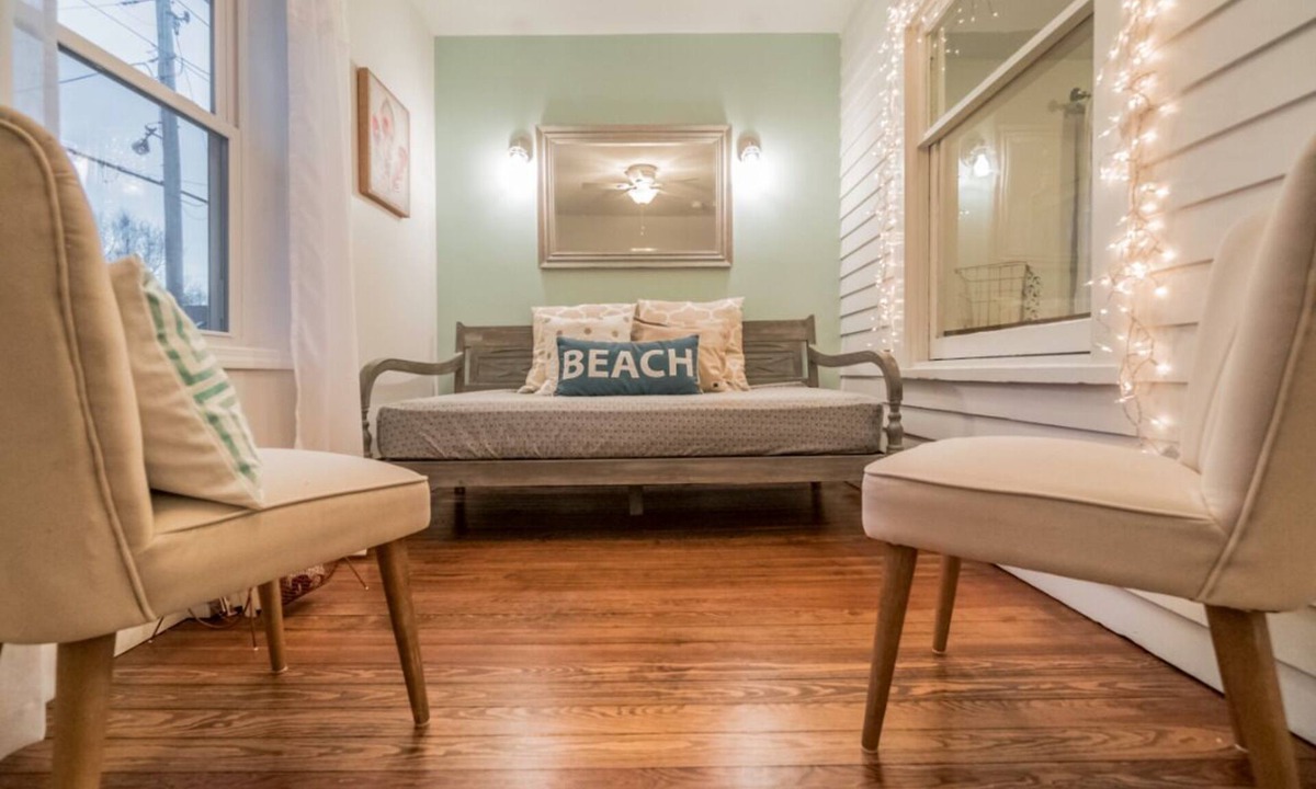 New Buffalo House | Walking Distance to Shops, Beach, Restaurants and Brewery