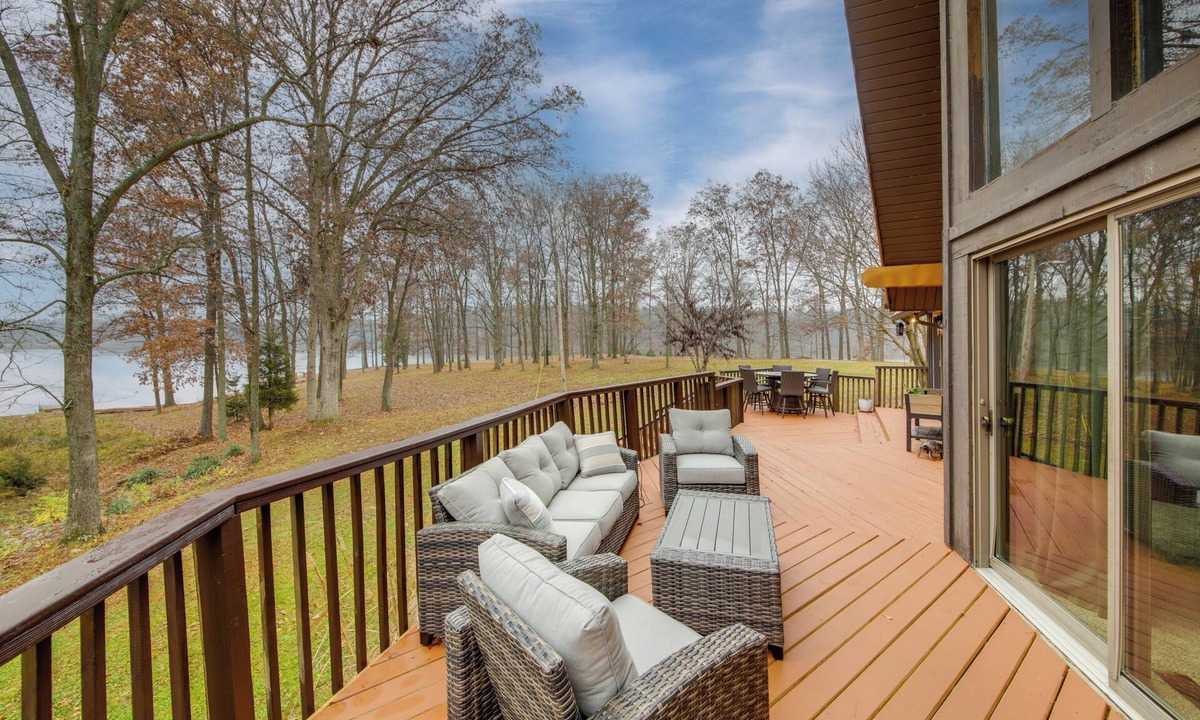 Sullivan House | Waterfront Gem w/Private Dock on Sullivan Lake!