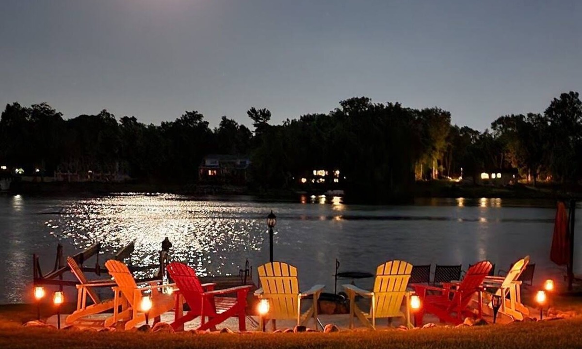 Elkhart House | Waterfront Paradise Retreat: 35 minutes to ND and SBN airport!